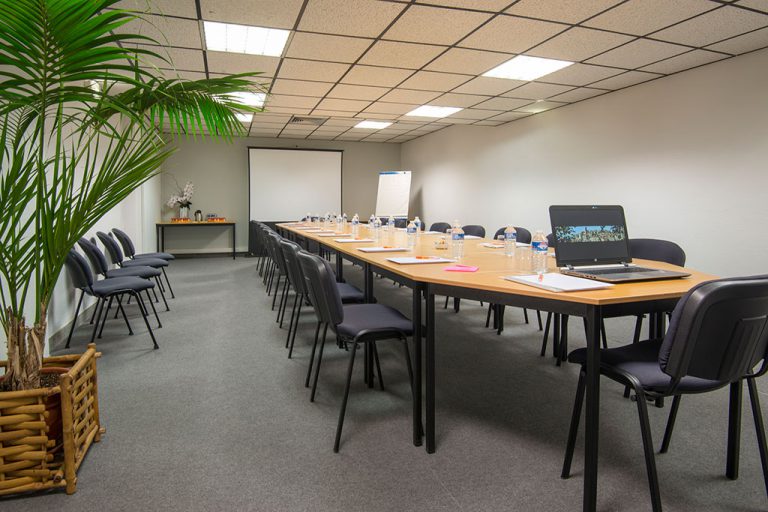 Photo de la salle de sous-commission Saint-Vale du palais des congrès de Grasse